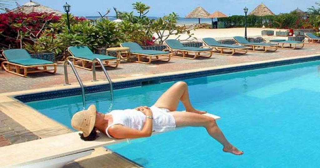 Beachcomber Hotel And Resort Dar es Salaam Exteriör bild