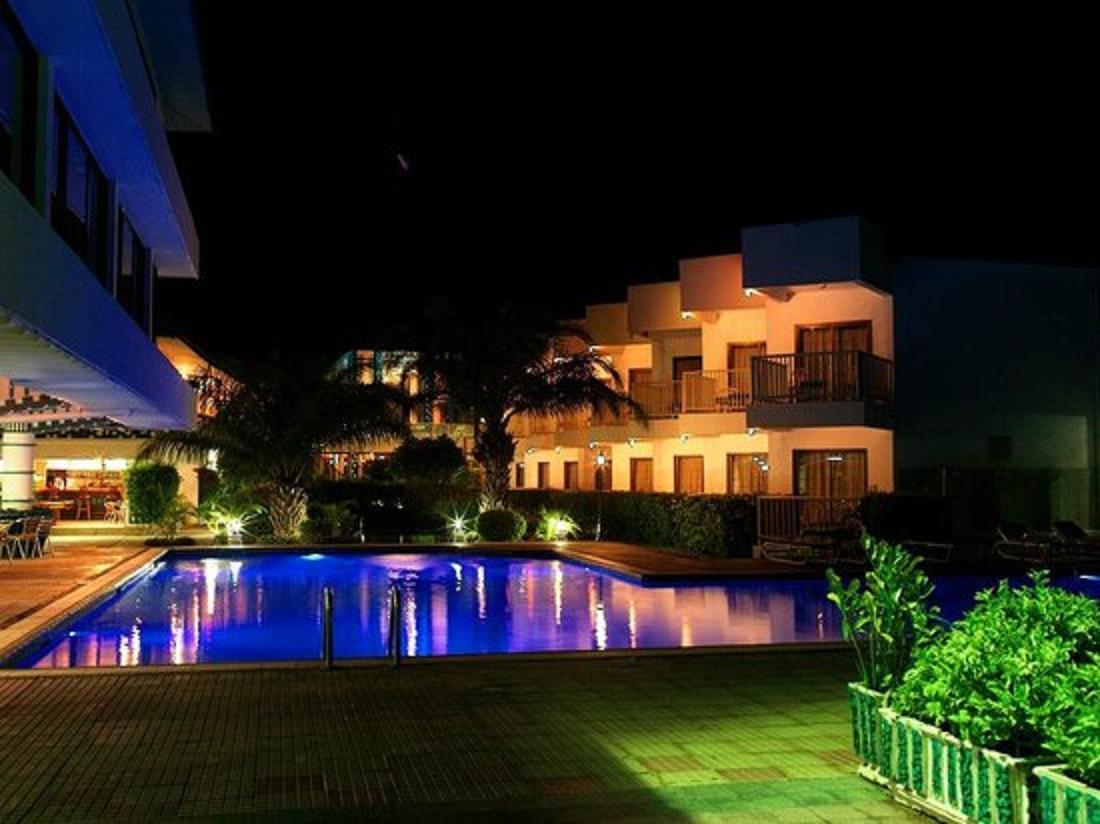 Beachcomber Hotel And Resort Dar es Salaam Exteriör bild